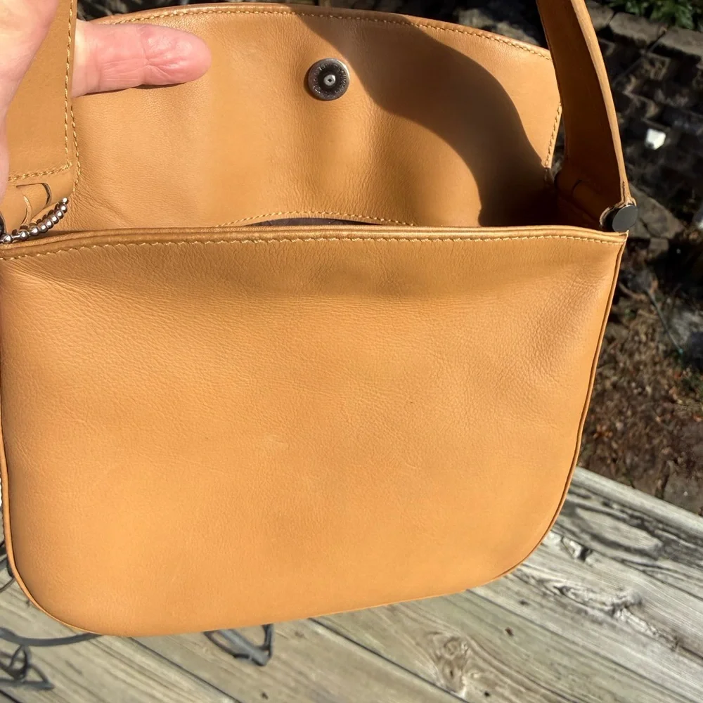 Coach vintage 1992 Leather Satchel Dust‎ bag and bag hanger